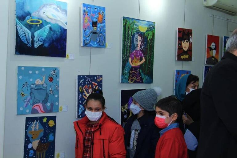 Tahranlı çocukların salgında çizdiği resimler 2 yıl sonra sergide buluştu