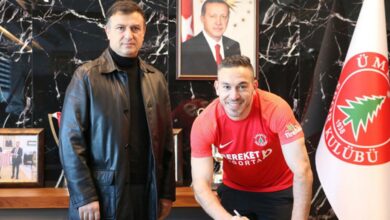 Mevlüt Erdinç'in yeni takımı Ümraniyespor oldu!