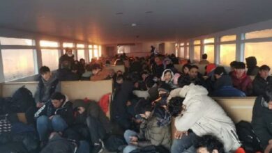 Yunanistan'a geçmeye çalışan 251 göçmen yakalandı