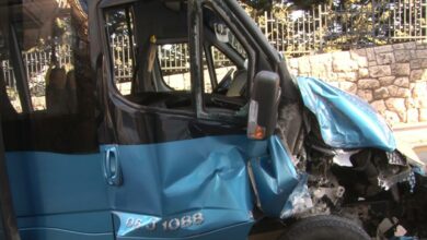Ankara'da yolcu minibüsü otobüse çarptı: 8 yaralı