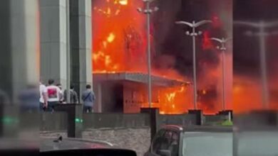 Rusya'da korkutan yangın! 140 kişi alevler arasında kaldı