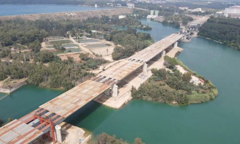 Bakan Karaismailoğlu'ndan müjde! Adana'daki 15 Temmuz Şehitler Köprüsü 2023'te açılıyor