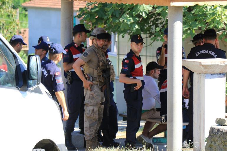 Jandarma, katili ayakkabılarından yakaladı Zanlı cinayeti itiraf etti