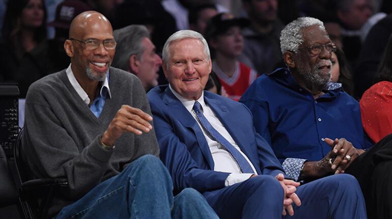 NBA’i dönüştüren bir yıldız: Ayrımcılığa 11 şampiyonlukla cevap veren Bill Russell’ın ardından…