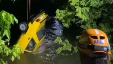 Otomobil sulama kanalına devrildi! Sürücü boğularak hayatını kaybetti