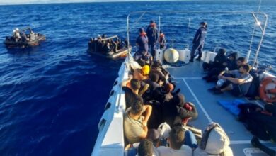 Datça'da 64 kaçak göçmen kurtarıldı