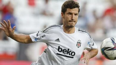 'Beşiktaş, Salih Uçan'un sözleşmesindeki opsiyonu kullandı'