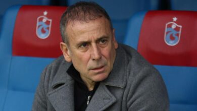 Trabzonspor teknik direktörü Abdullah Avcı'dan protesto açıklaması