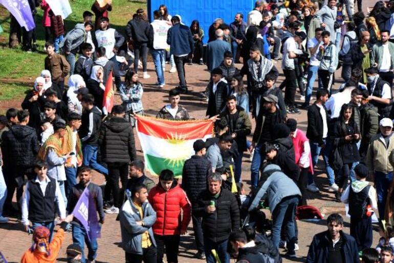 Diyarbakırda nevruz kutlamasında olay: 5 polis yaralandı, 19 gözaltı