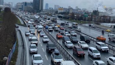 İstanbul'da sürücüleri canından bezdiren trafik